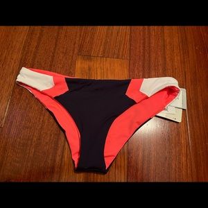 L*Space Reversible Barracuda bikini bottoms size S